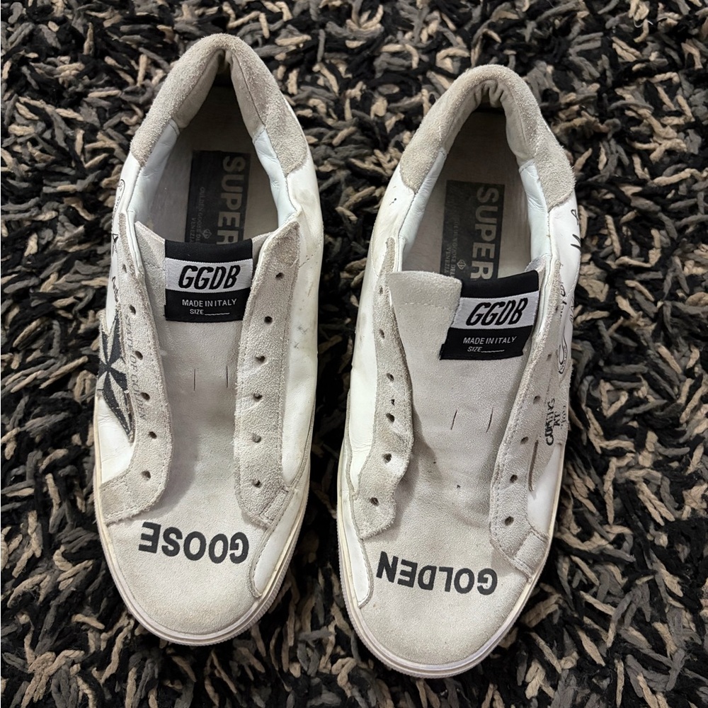 Golden Goose White Leather Low-Top Sneakers with Black Star and Gray Suede - Picture 3 of 13